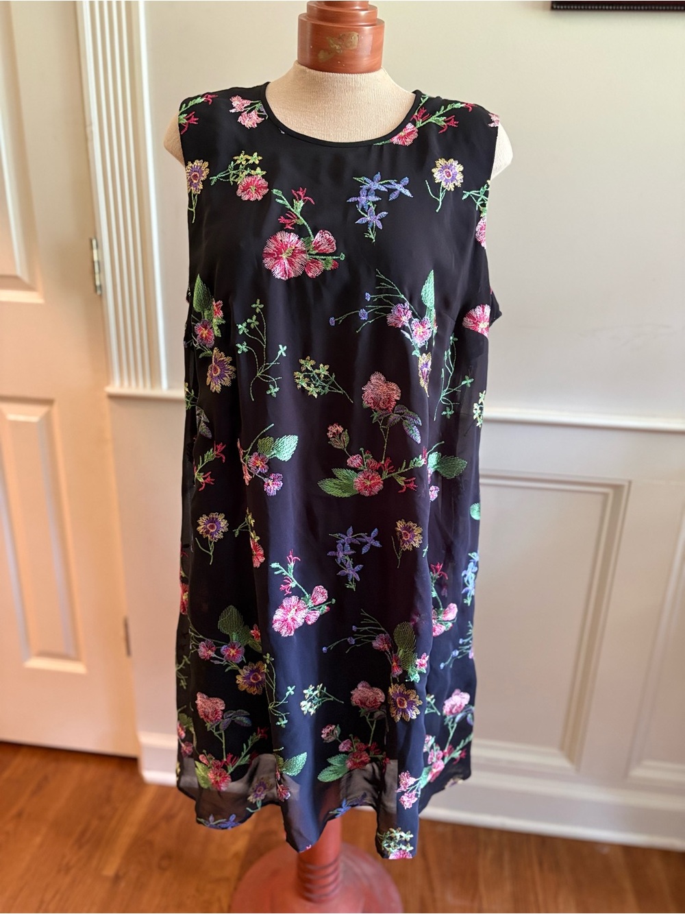 Calvin Klein Black Sleeveless Floral Mini Dress